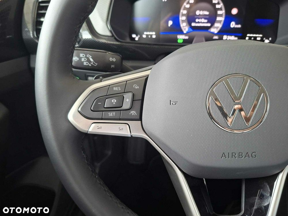 Volkswagen T-Cross - 13