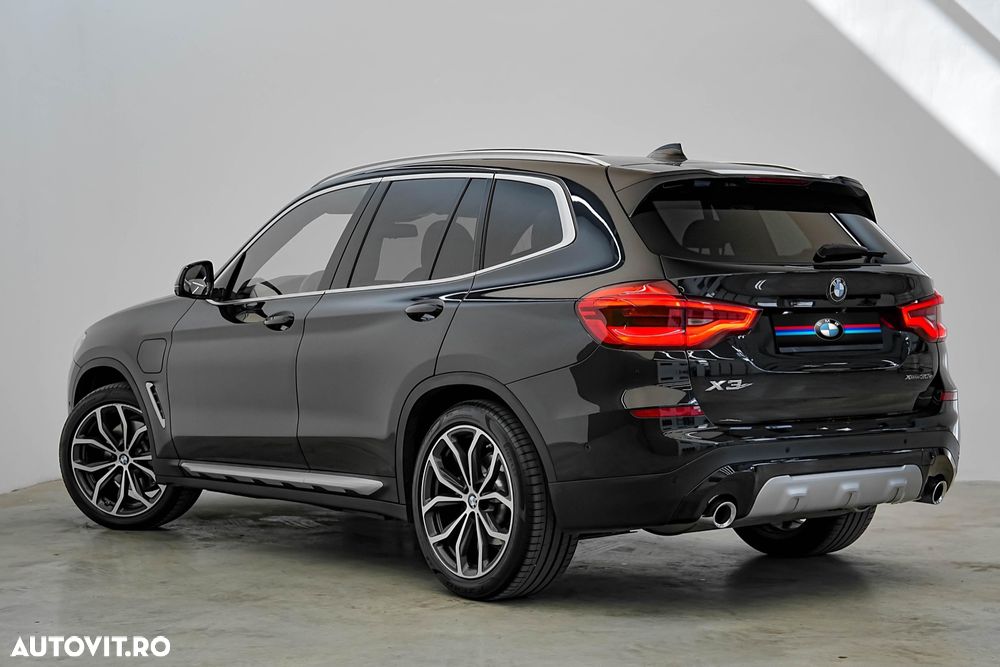 BMW X3 xDrive30e Aut. xLine - 8