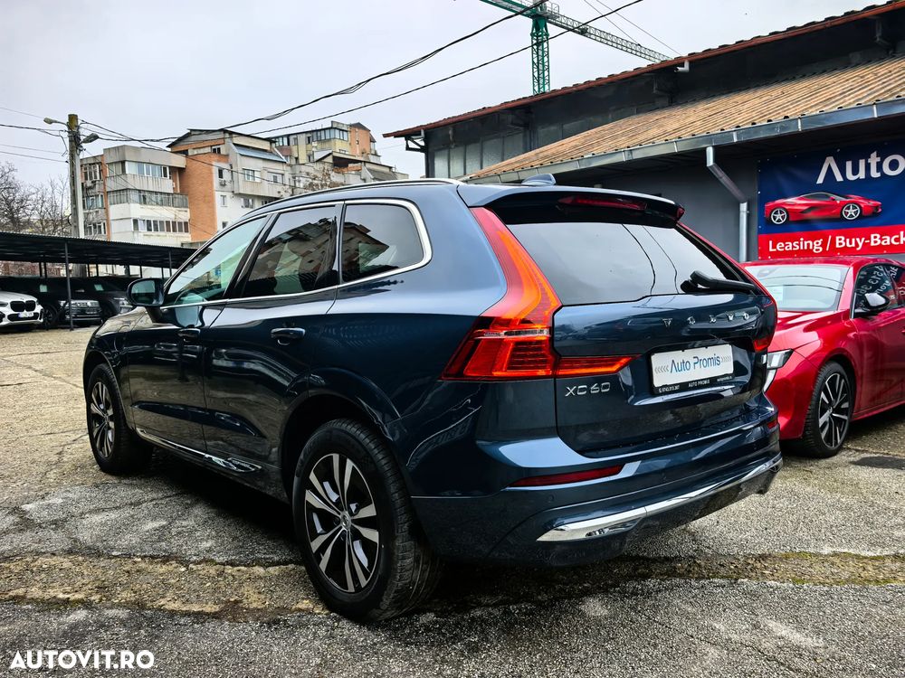 Volvo XC 60 T8 AWD Recharge Geartronic Inscription Expression - 12