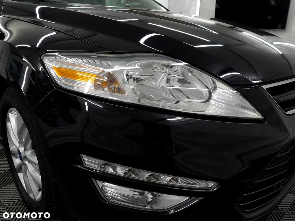 Ford Mondeo - 34