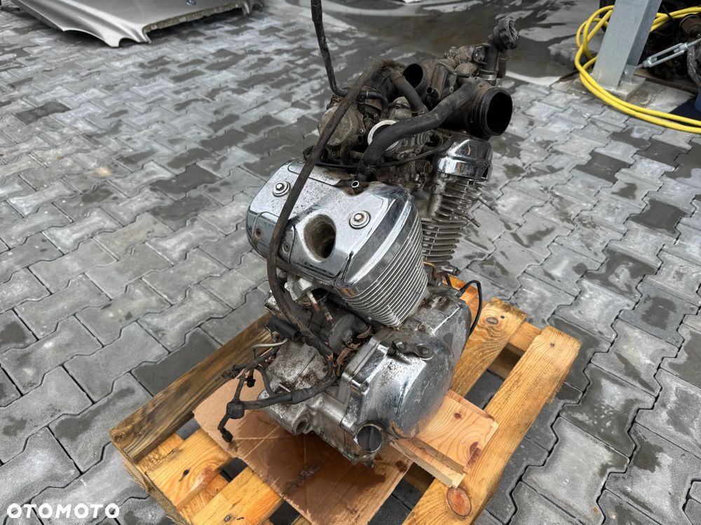 SILNIK KOMPLETNY HONDA VT600 SHADOW PC21E - 5