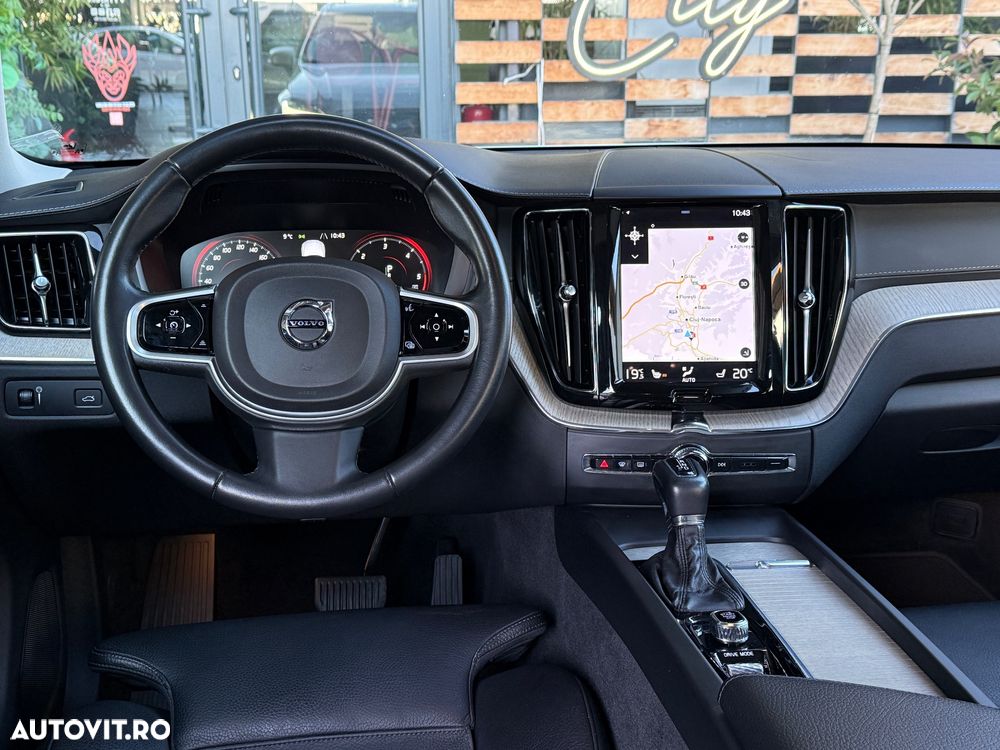 Volvo XC 60 D4 AWD Geartronic Inscription - 19