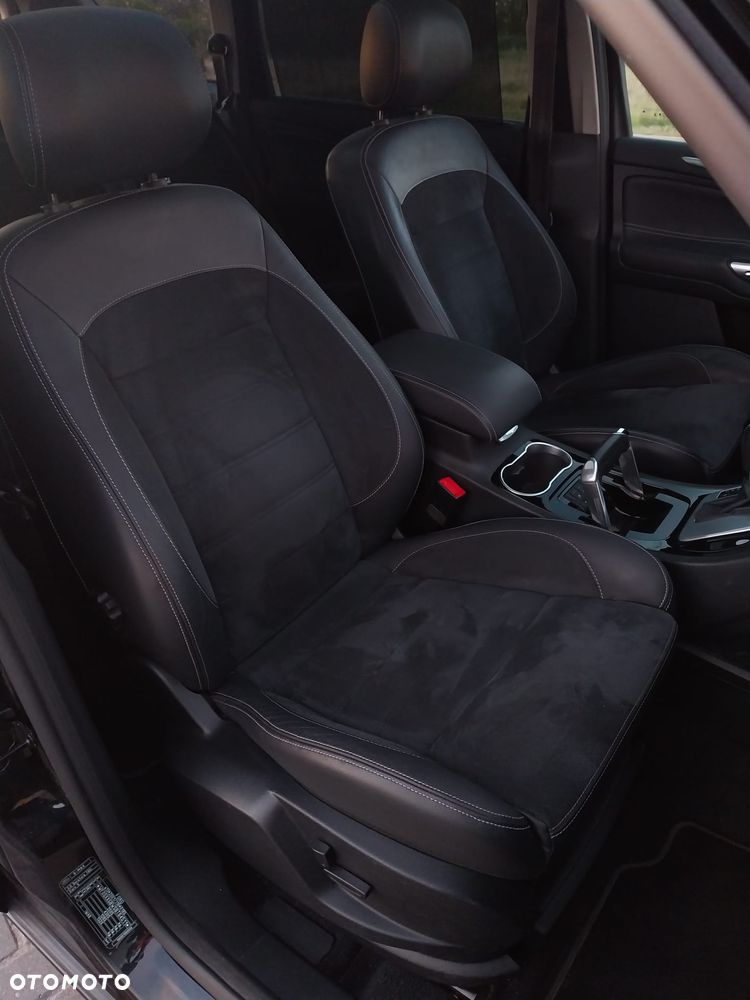 Ford S-Max 2.0 TDCi DPF Titanium - 14