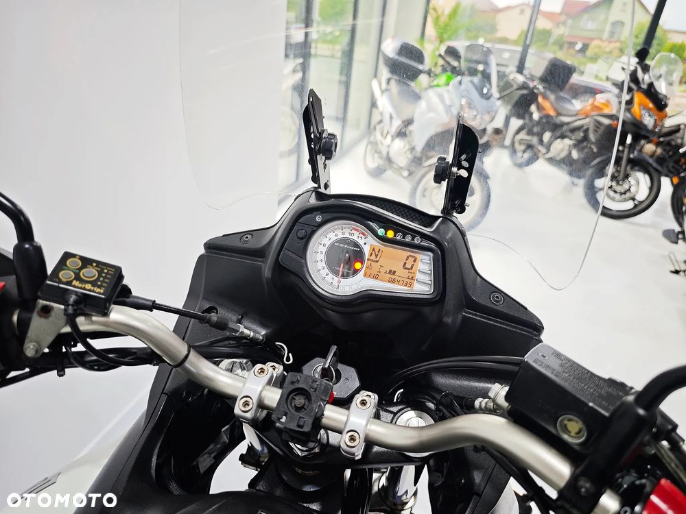 Suzuki V-STROM - 5