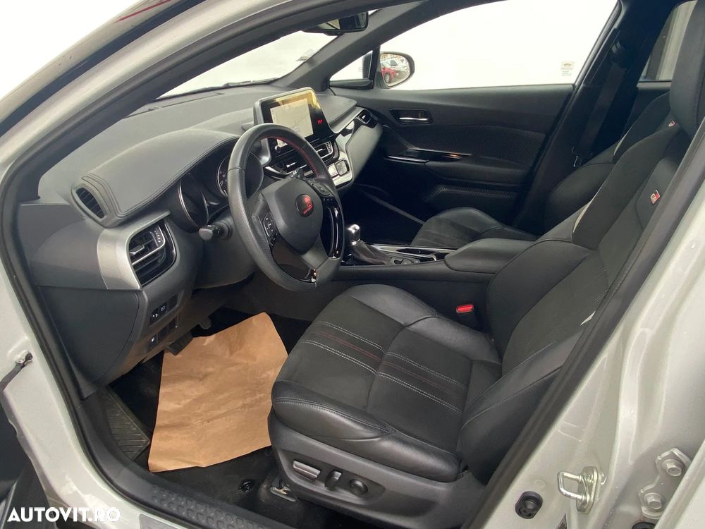 Toyota C-HR - 21