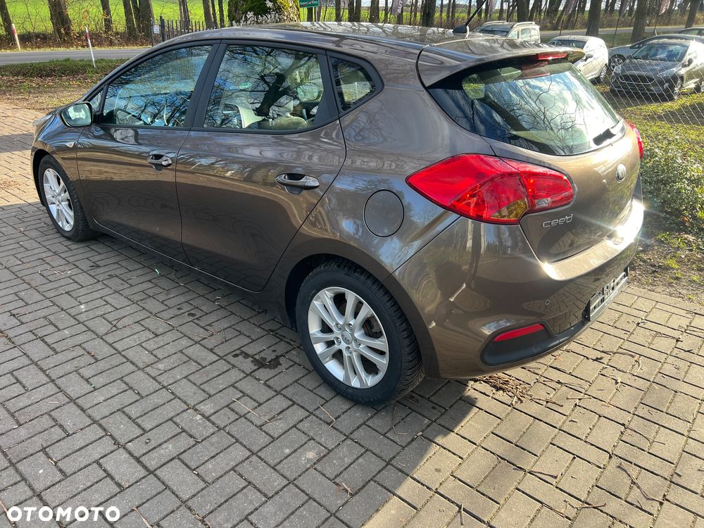 Kia Ceed 1.4 CVVT Edition 7 - 9