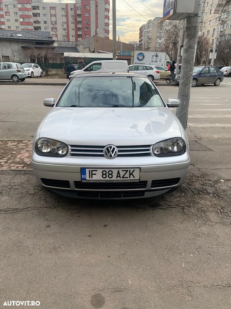 Volkswagen Golf 1.6 Basis - 2
