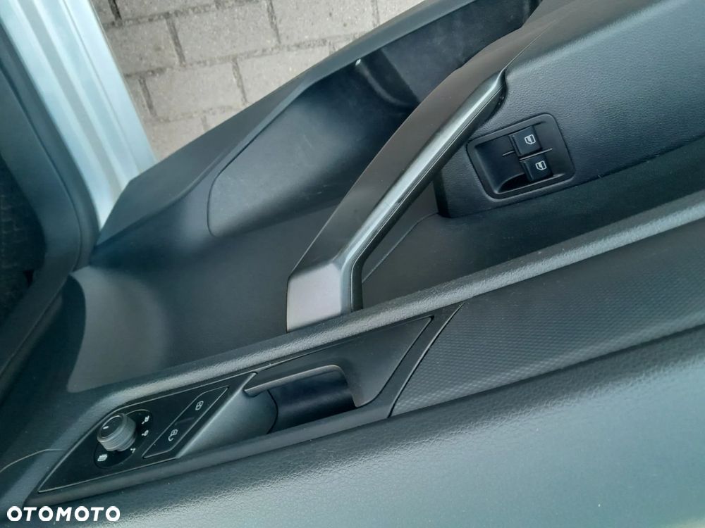 Volkswagen Caddy - 9