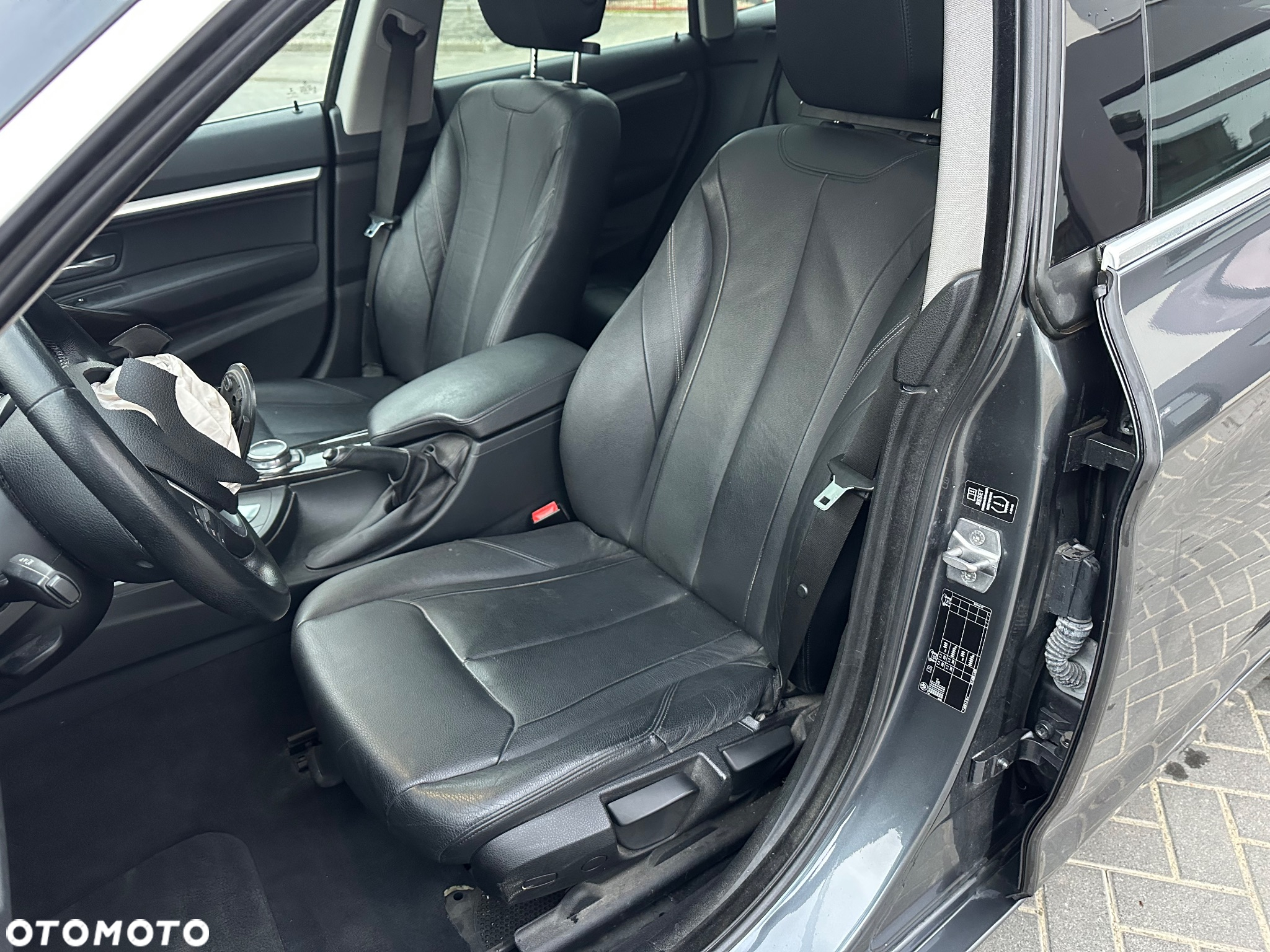 BMW 3GT 318d GT Luxury Line - 24