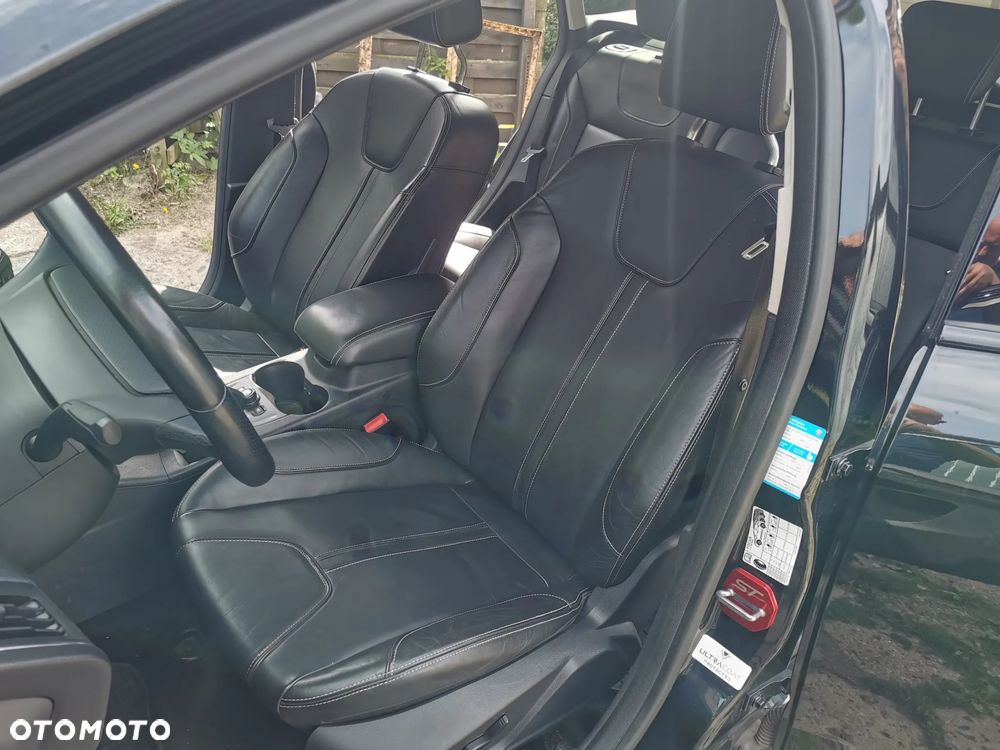 Ford Focus - 19