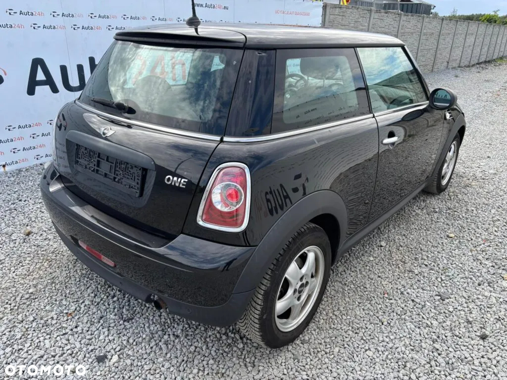 MINI ONE Standard - 5