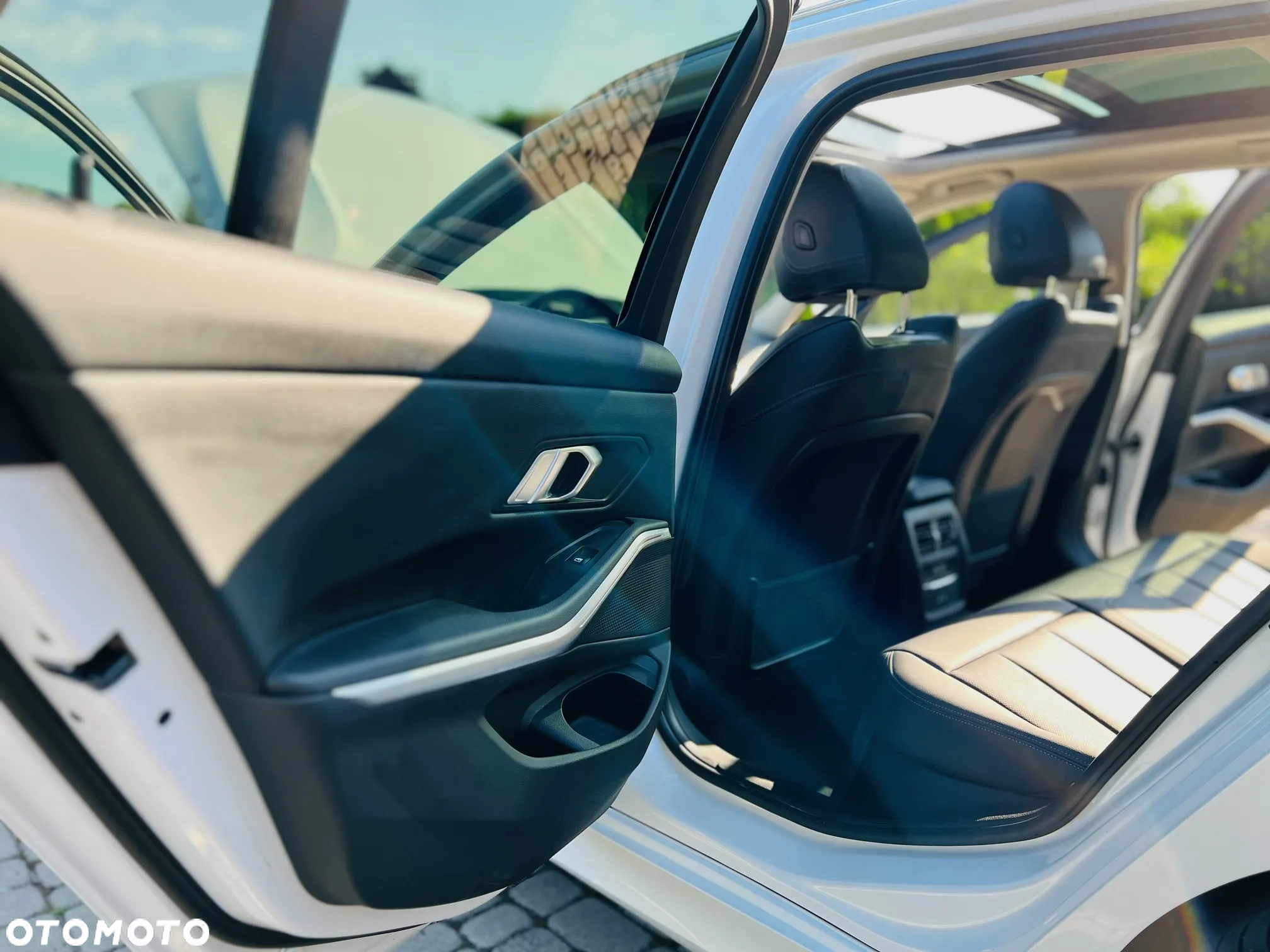 BMW Seria 3 320d xDrive Luxury Line sport - 21