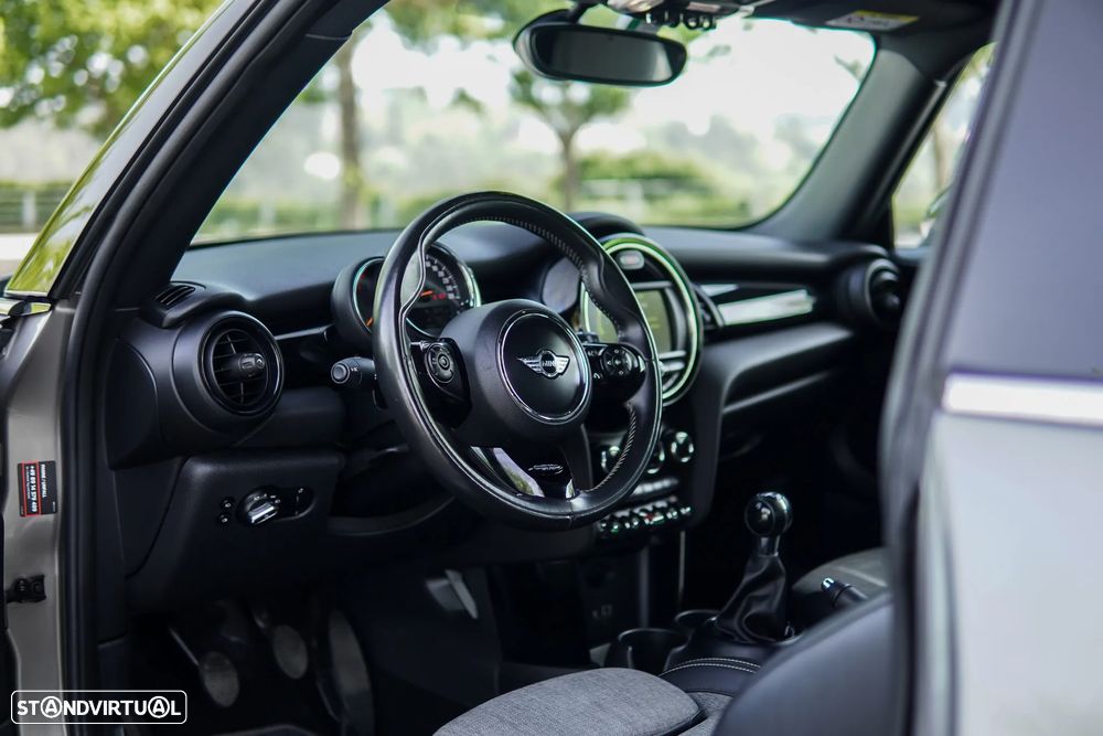 MINI 3 Portas Cooper D - 21