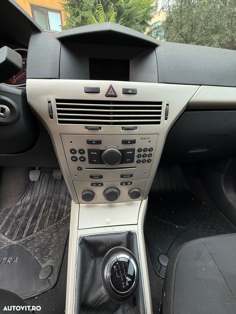 Opel Astra 1.6 Enjoy - 10