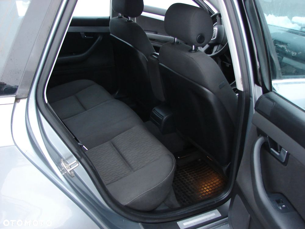 Audi A4 Avant 1.8 T - 10