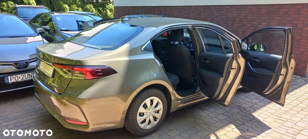 Toyota Corolla - 16
