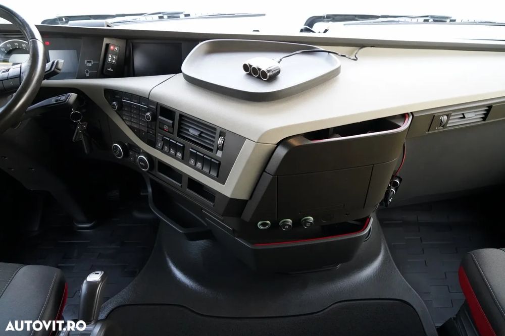 Volvo FH 460 / LOWDECK / MEGA / I-PARK COOL / I-SHIFT - 30