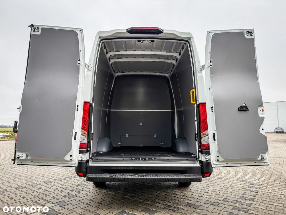 Iveco Daily 35S16HA8 V 2.3 Diesel 160KM MT6 Zabudowa Brygadowa CARPOL! - 17