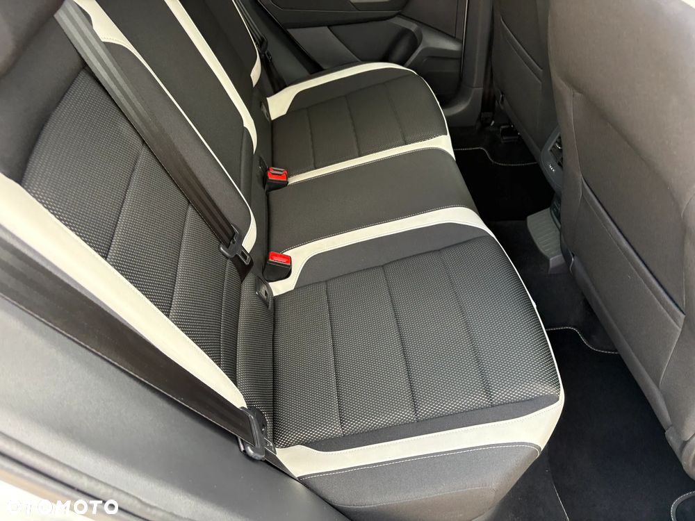 Volkswagen T-Roc 1.5 TSI ACT Premium - 18