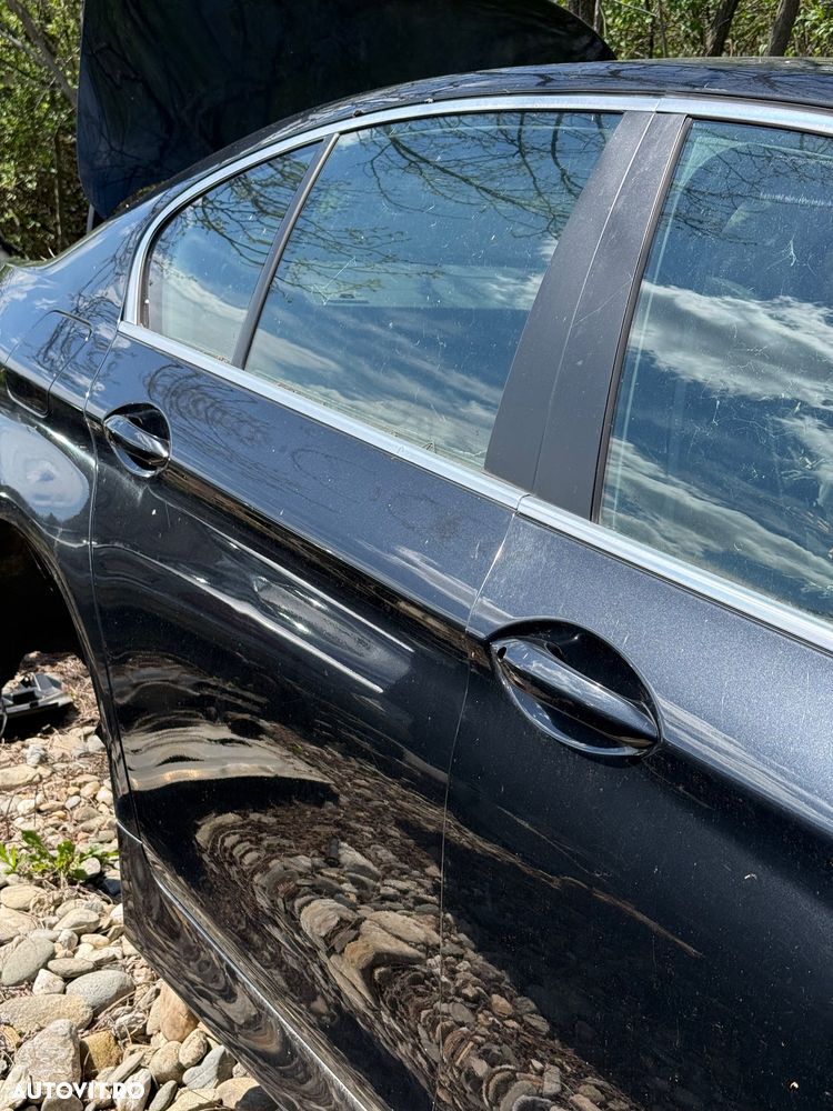 Piese caroserie BMW F10: Portiere, Portbagaj, Geamuri (Culoare 475 Black Sapphire) vopsea originală - 2