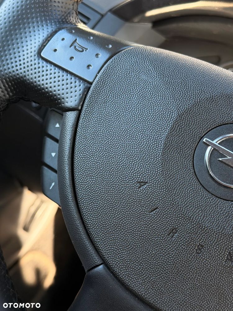 Opel Meriva - 14