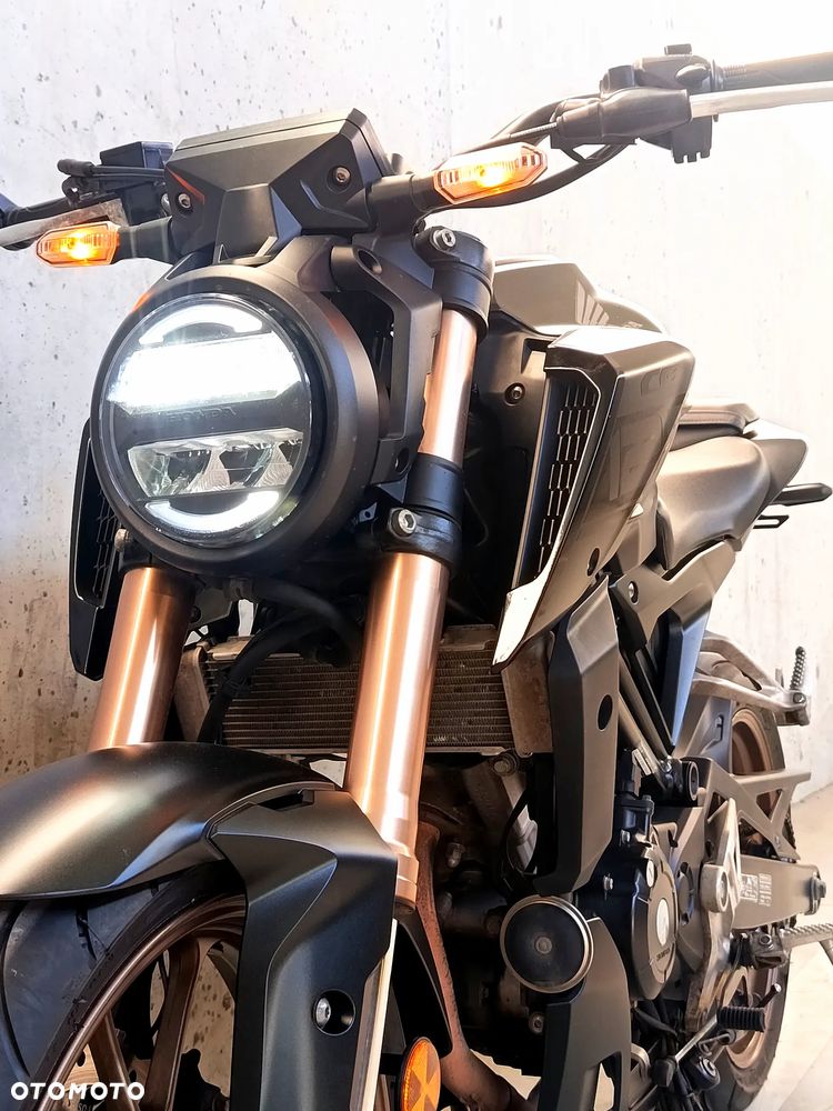 Honda CB - 6