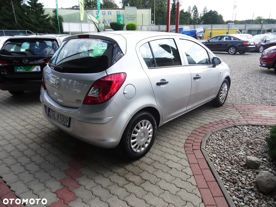 Opel Corsa 1.2 16V Enjoy - 5