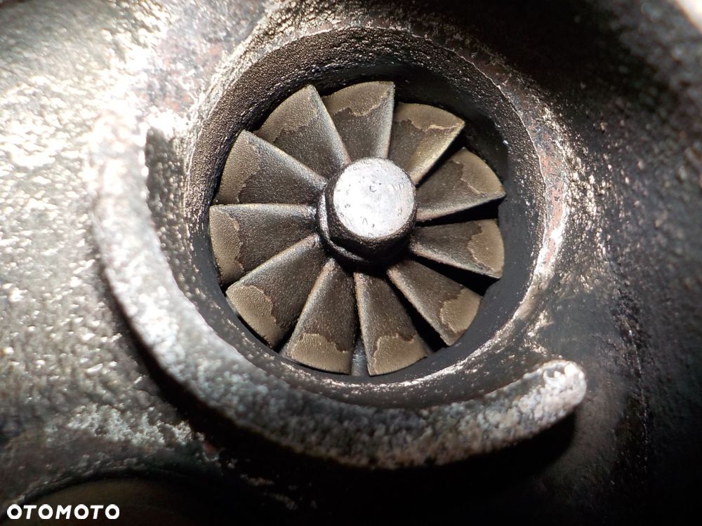 VOLKSWAGEN PASSAT B6 TURBOSPRĘŻARKA TURBINA 06F145701D - 8