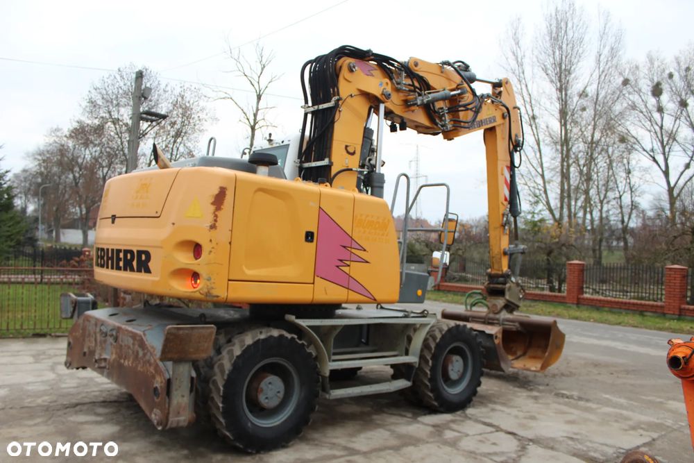 Liebherr A 914 - 5