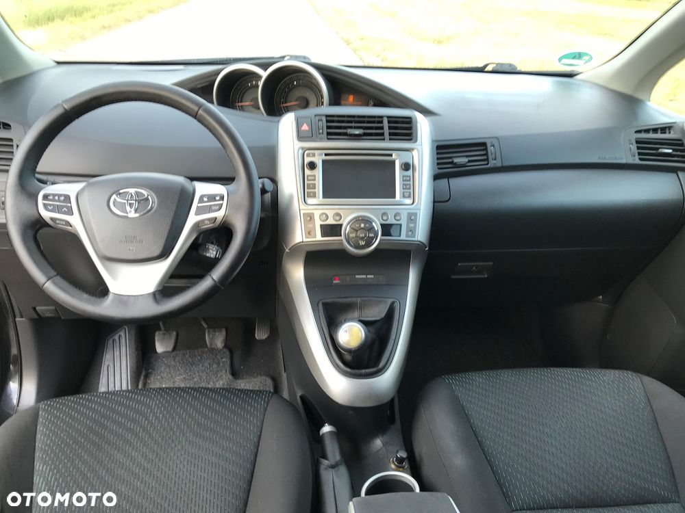 Toyota Verso - 8