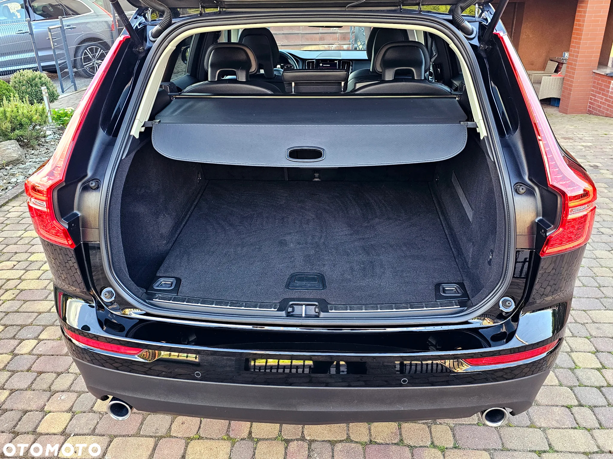 Volvo XC 60 D4 AWD Geartronic Momentum - 21