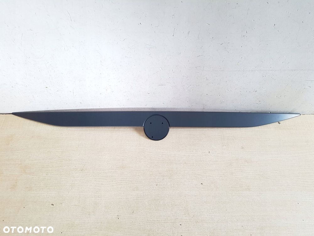 vw passat b9 listwa nakładka na klapę tył 3j0945273 gru