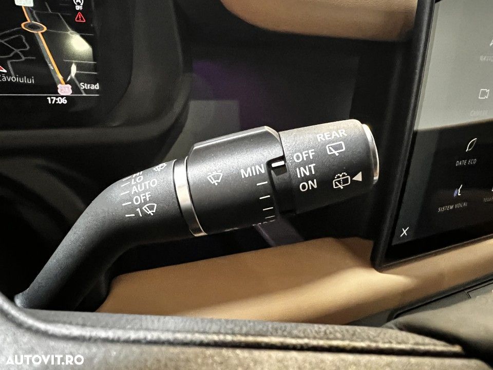 Land Rover Defender - 19