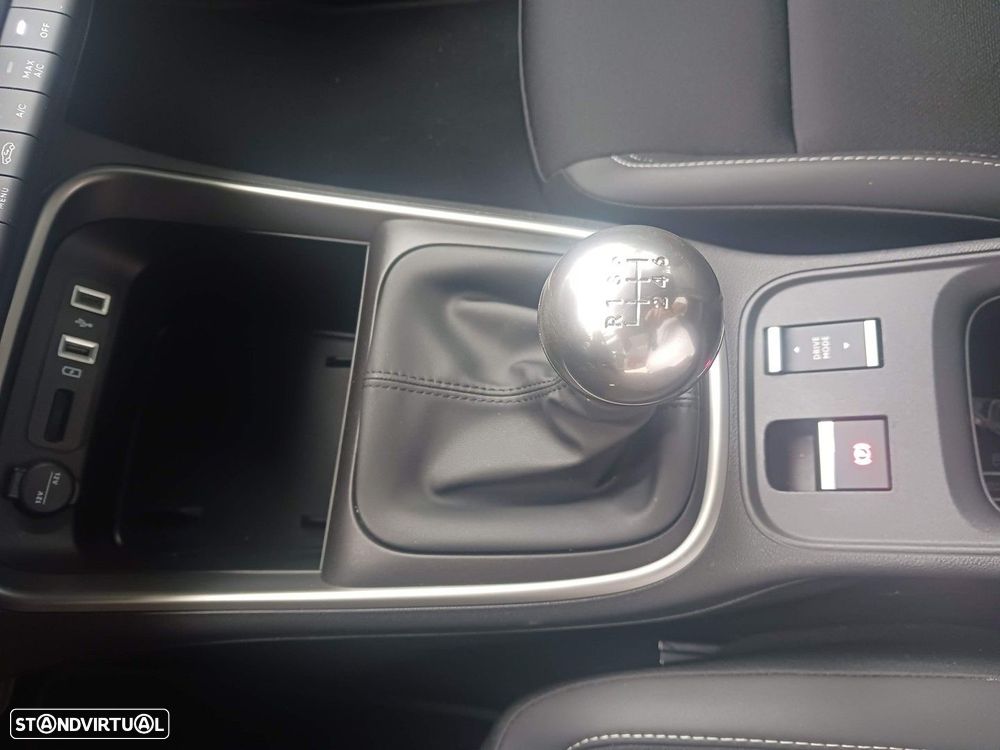 Jeep Avenger 1.2 GSE T3 Summit - 18