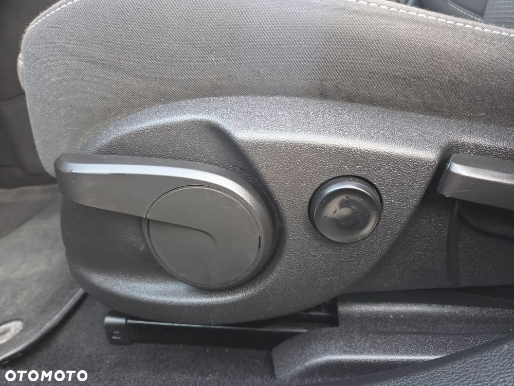 Opel Astra 1.4 Turbo Style - 18