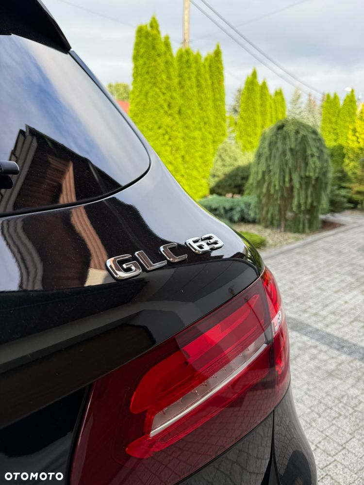 Mercedes-Benz GLC AMG 63 4-Matic+ - 11