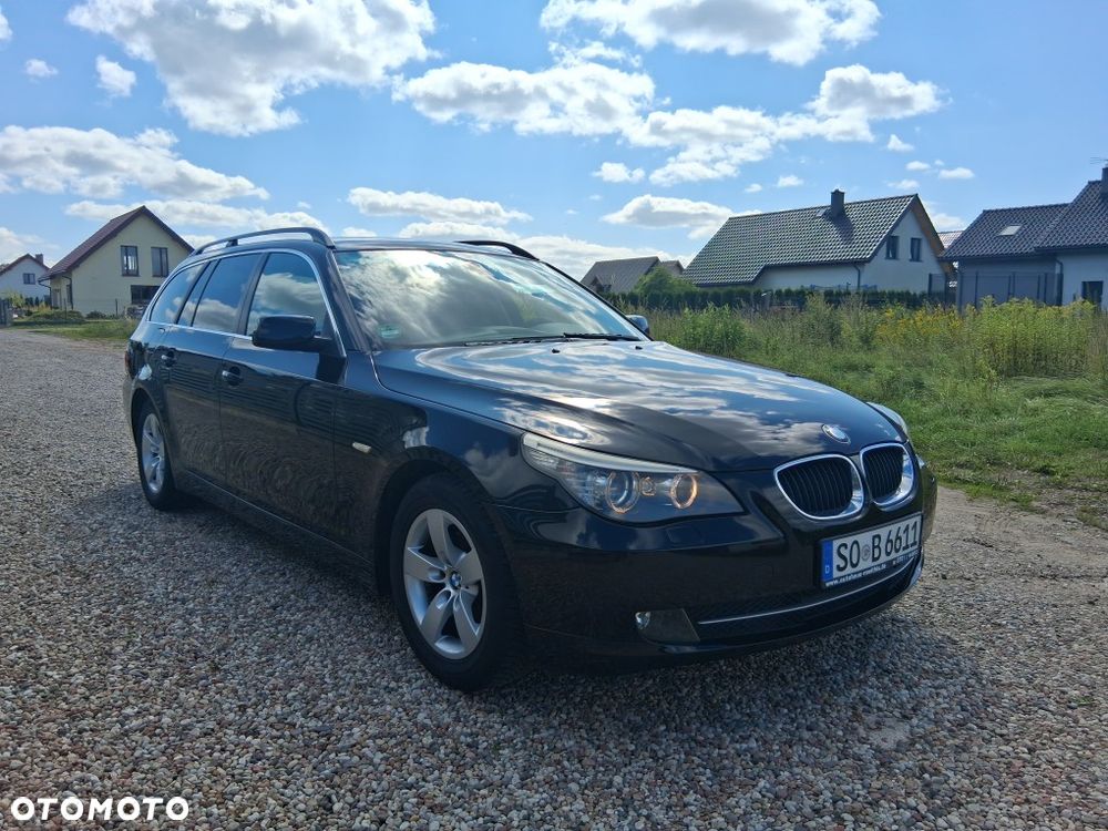 BMW Seria 5 520i - 1