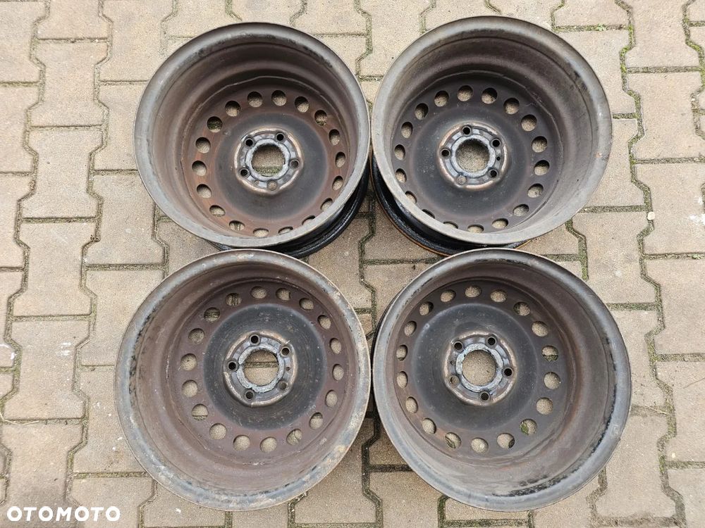 (S9) Felgi stalowe Alfa Romero Giulietta 159 Brera Spider Opel Astra Zafira Meriva Vectra Saab 900 9-3 / 6Jx15 ET49 5x110 - 6