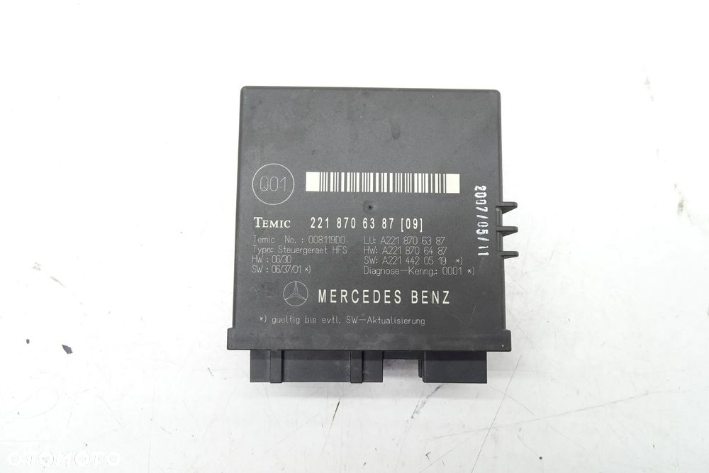 MERCEDES S KLASA W221 Moduł Sterownik Klapy Bagażnika 2218706387 - 1