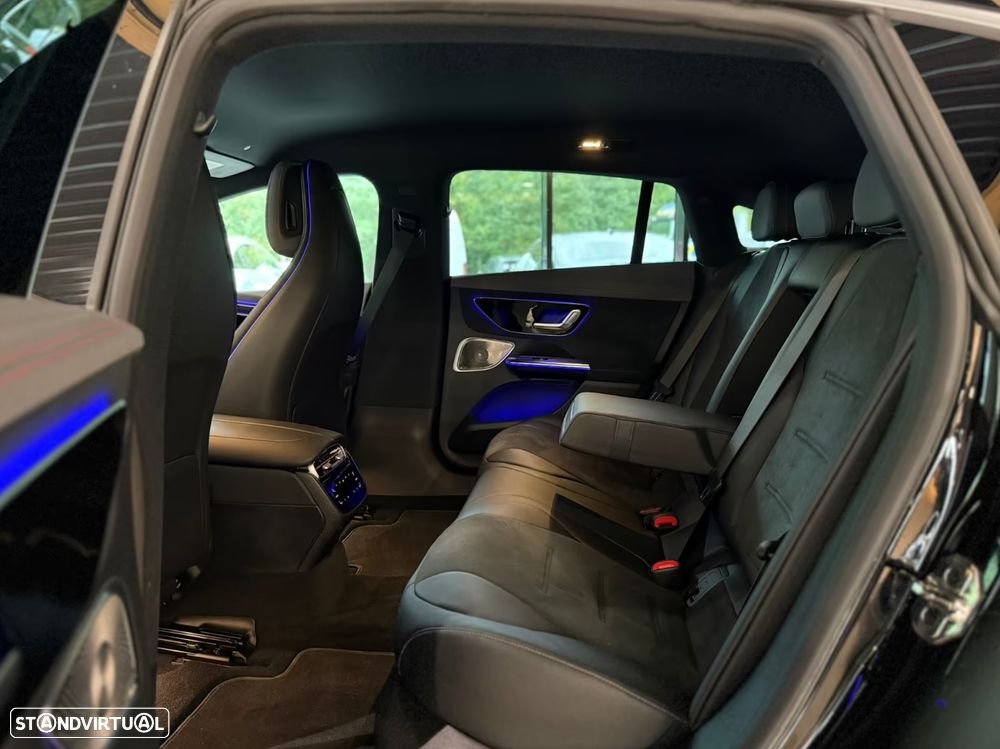 Mercedes-Benz EQE 300 AMG Line - 11