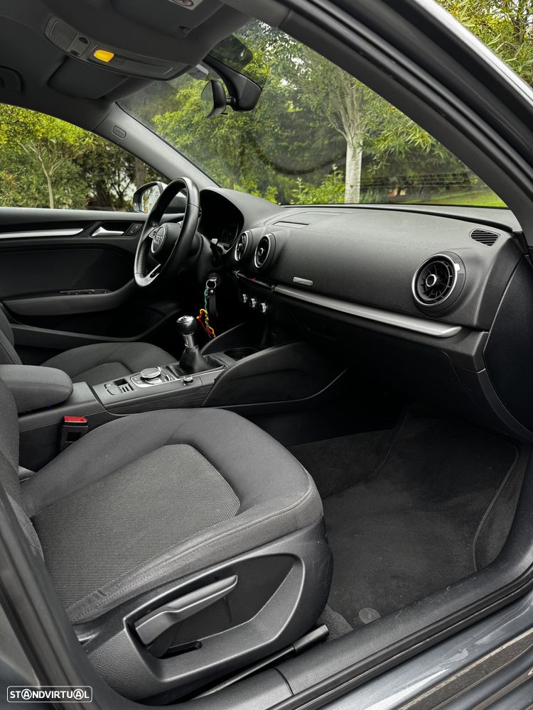 Audi A3 Sportback 30 TDI - 11