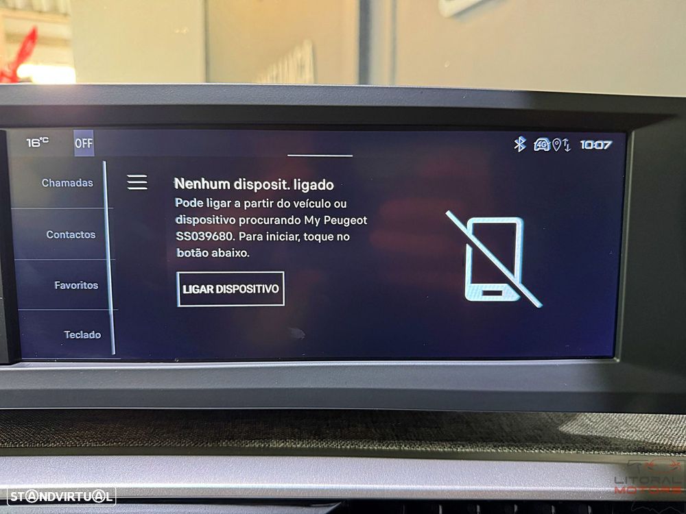 Peugeot 3008 1.2 Hybrid Allure e-DCS6 - 32