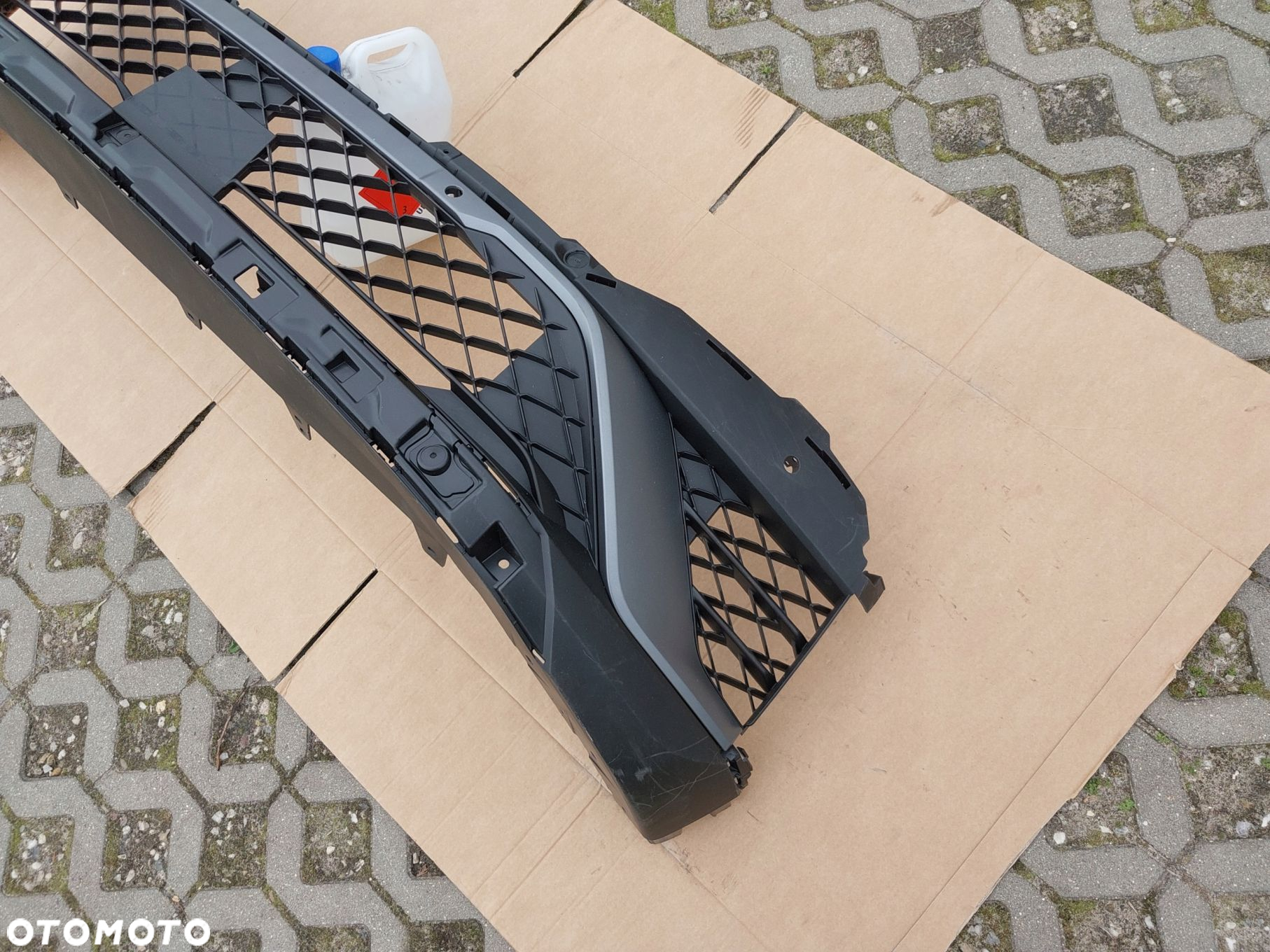 KRATKA ZDERZAK RENAULT CAPTUR II RS LINE NOWA - 3