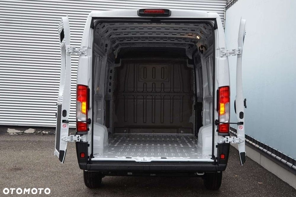 Opel Movano Heavy L3H2 EAT8 2.2 180KM - 11