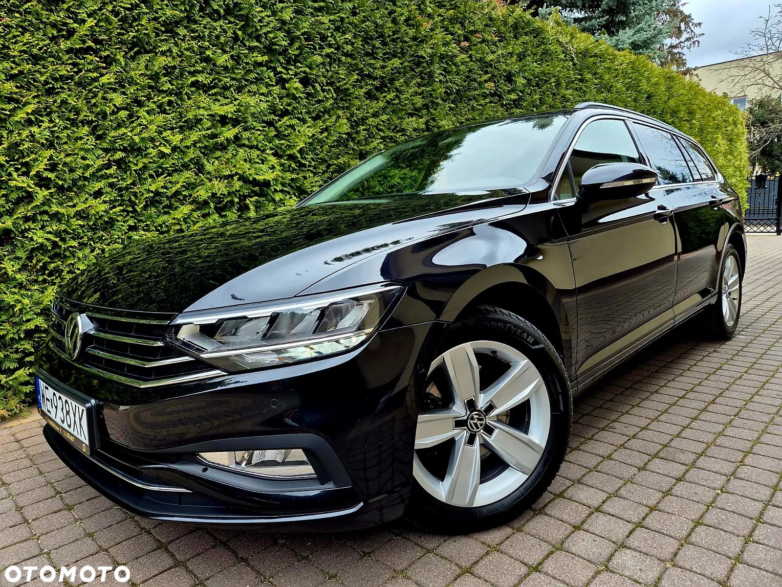 Volkswagen Passat 2.0 TSI Business DSG - 1