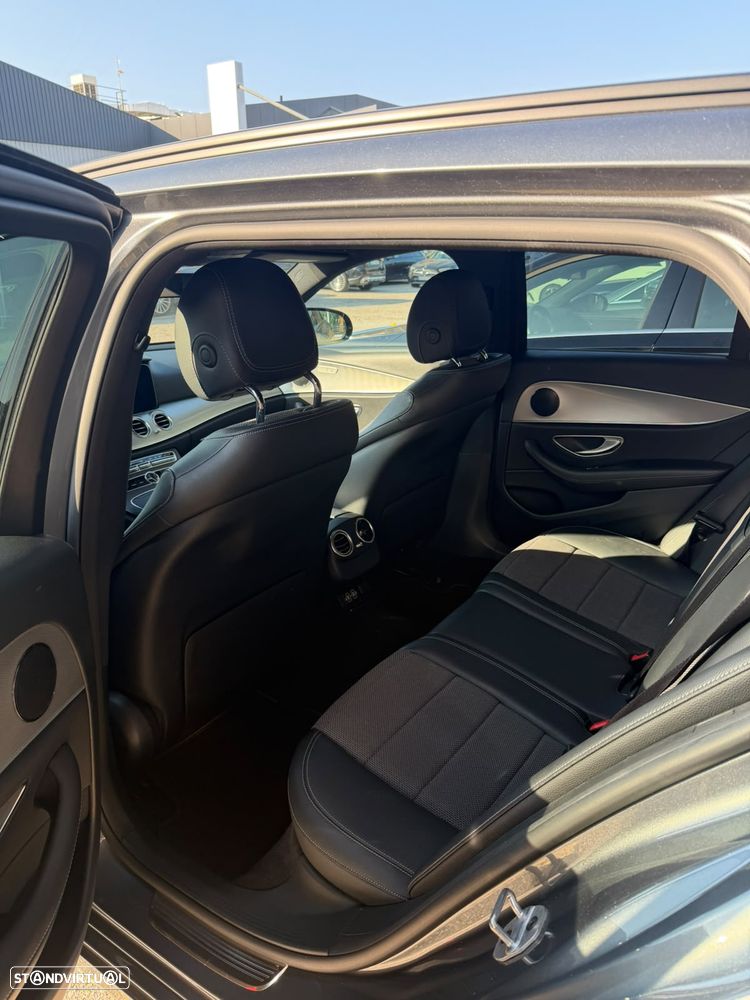 Mercedes-Benz E 300 de Avantgarde 4Matic - 10