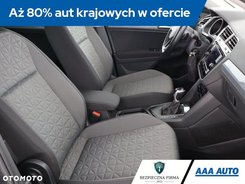 Volkswagen Tiguan - 11