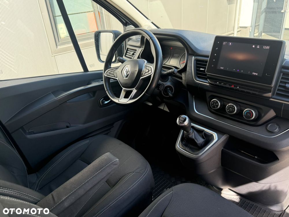 Renault Trafic 2.0 dCi - 7