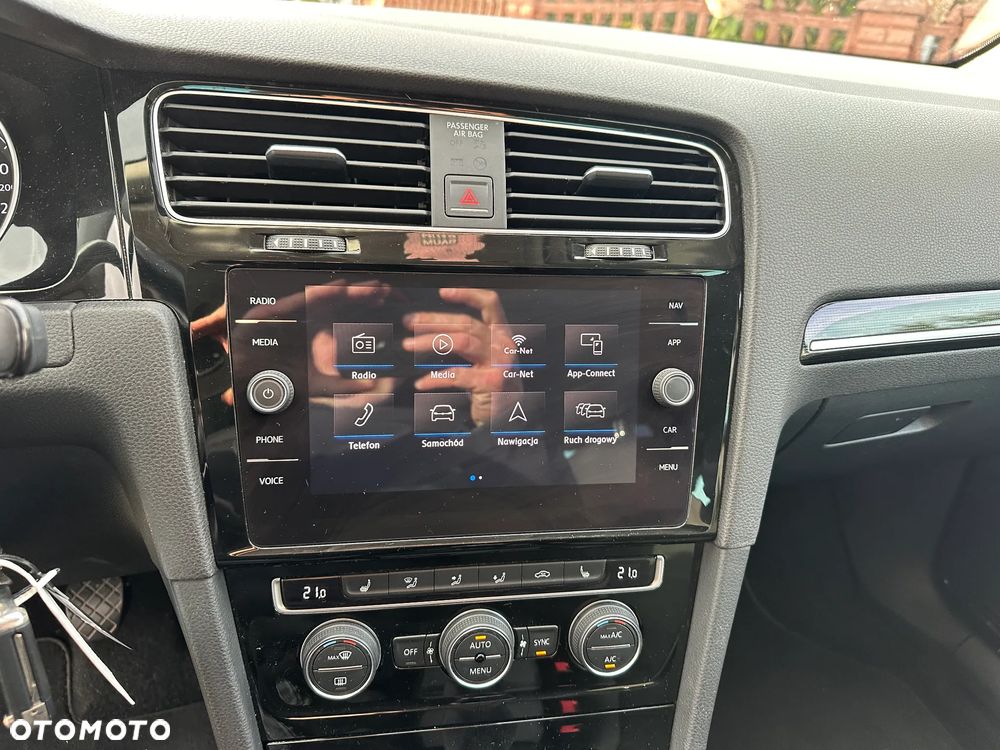 Volkswagen Golf - 13
