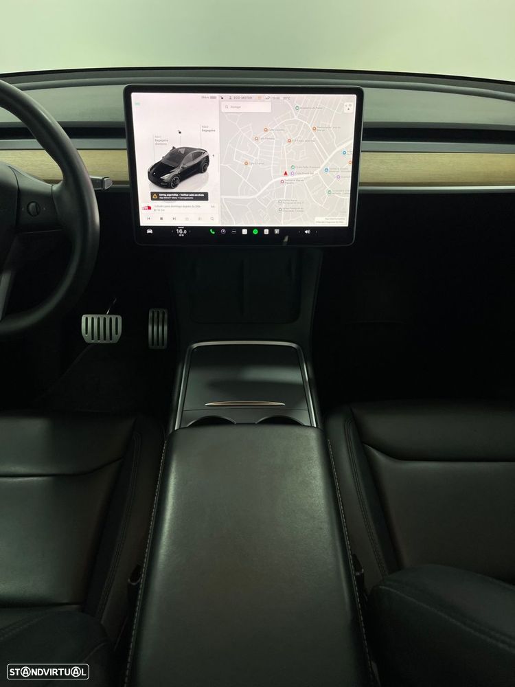 Tesla Model Y Performance Dual Motor AWD - 26